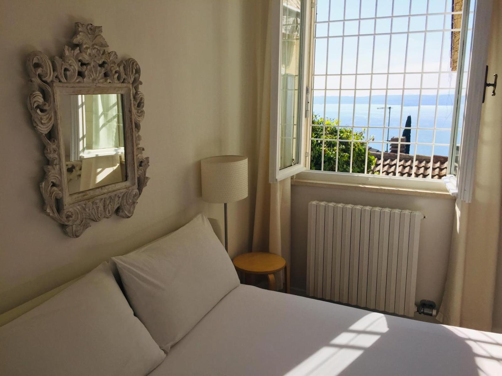 Casa Vacanze Mazurine10 توري ديل بيناكو المظهر الخارجي الصورة